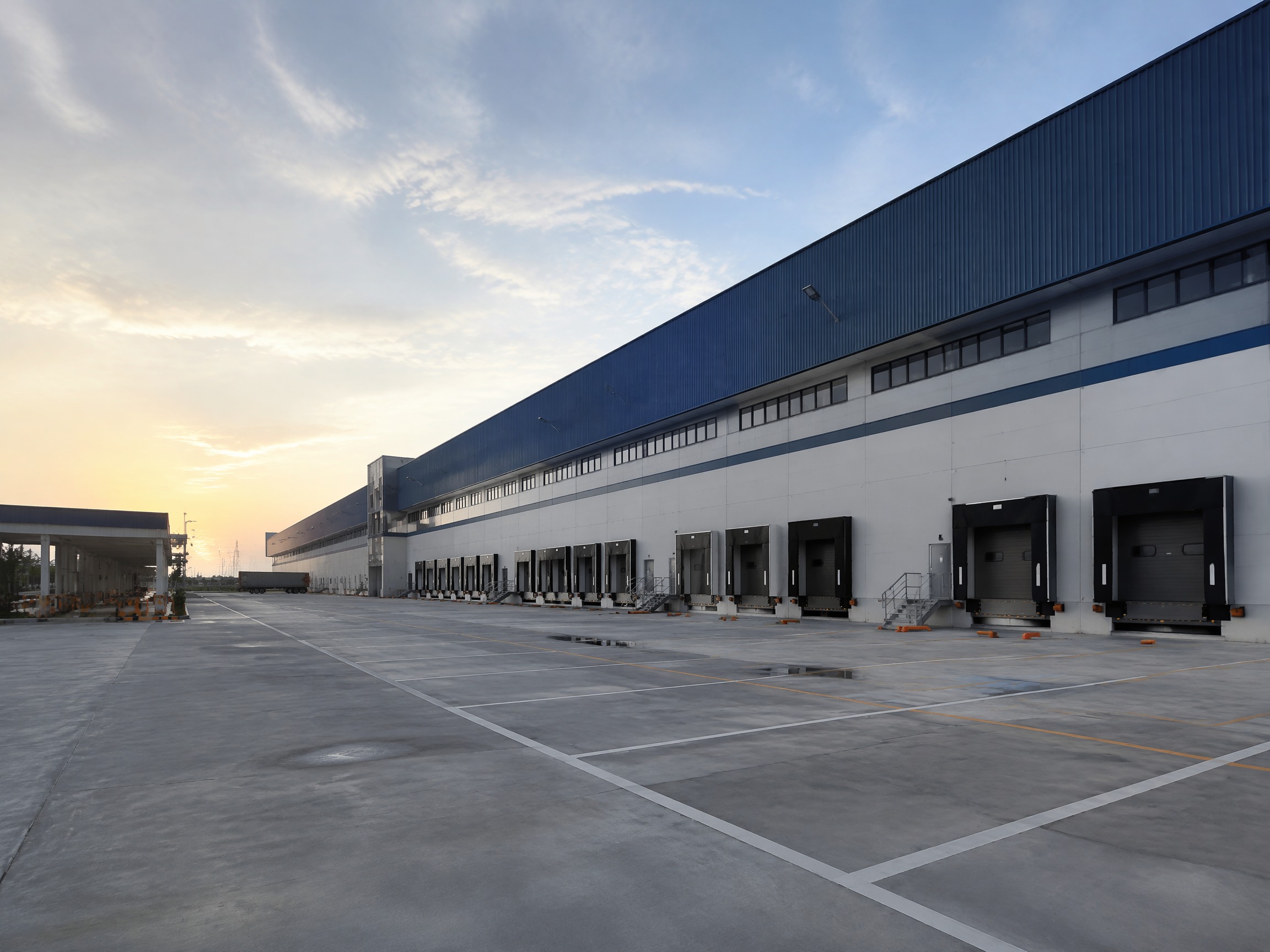Large Logistics Warehouse & Distribution Hub, Kulai